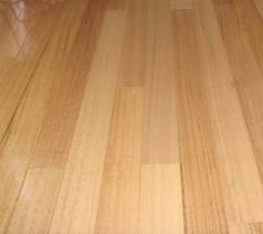 Smooth dressed and oiled hardwood timber